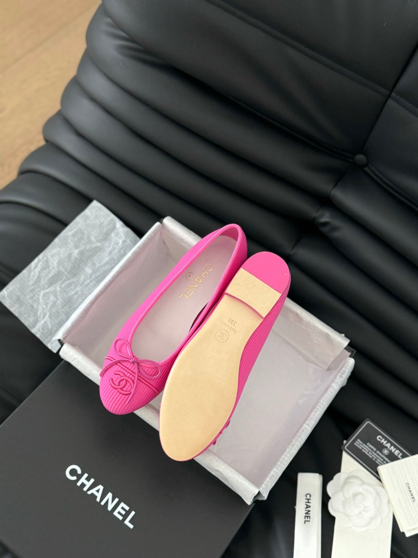 CHANEL CLASSIC BALLET FLATS BRIGHT PINK LAMBSKIN